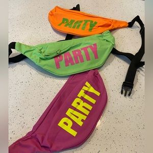 3 very fun hip pouches (Fanny packs)